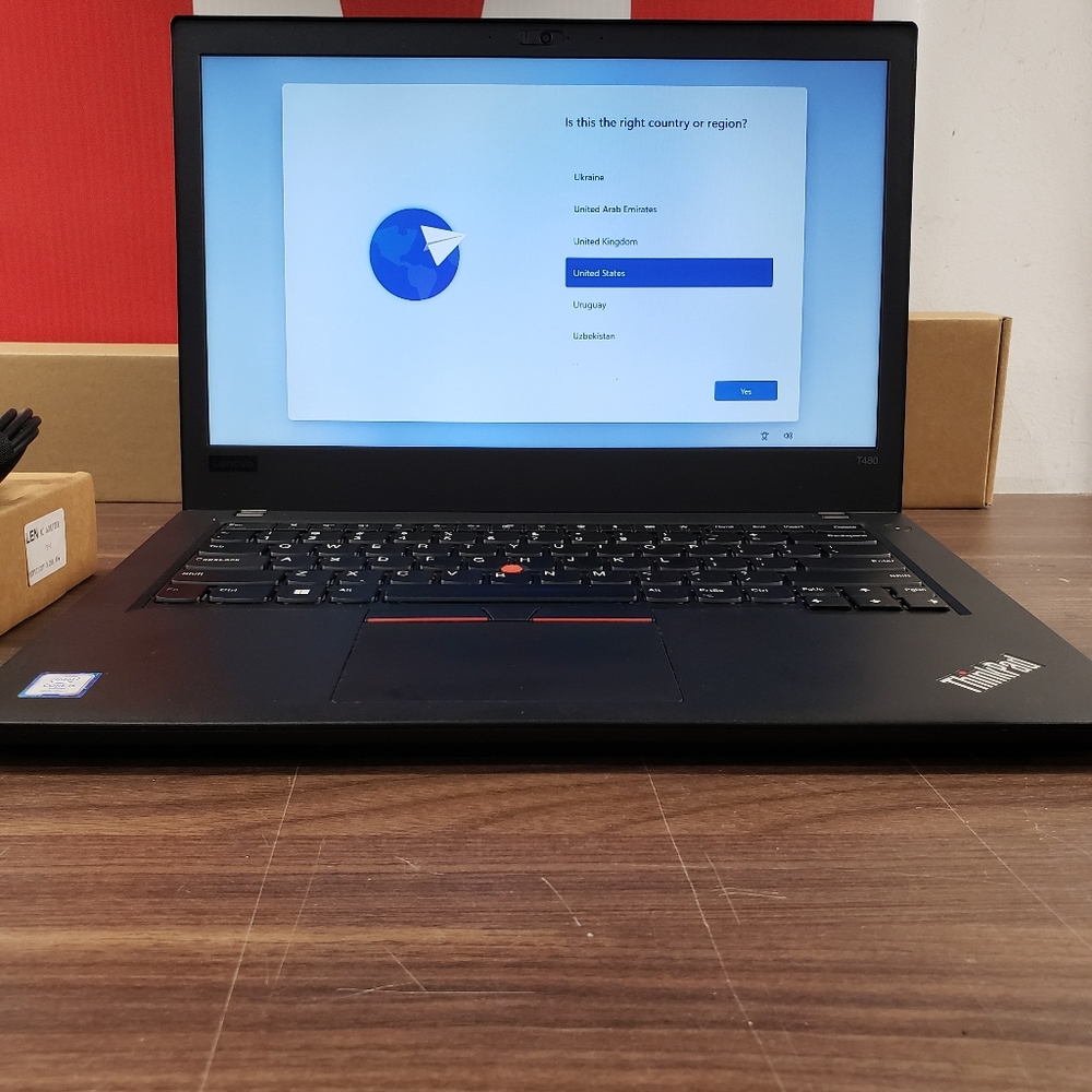 Lenovo laptop T480 touch screen